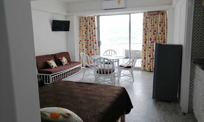 Club Deportivo Appartement | Suite 29 Tours Jumelles