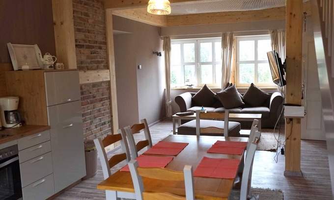 Schwarbe Appartement | Suit 4 - Ferme de chevaux Bela / TZR