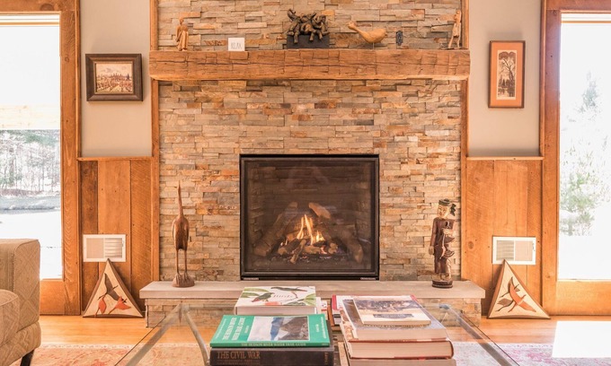 Chatham Appartement | Suite 5 - Quiet and private accommodations in a country setting.