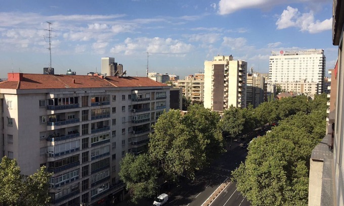 Hispanoamerica Appartement | Suite Alcocer: Appartement Lumineux avec Terrasse et Piscine