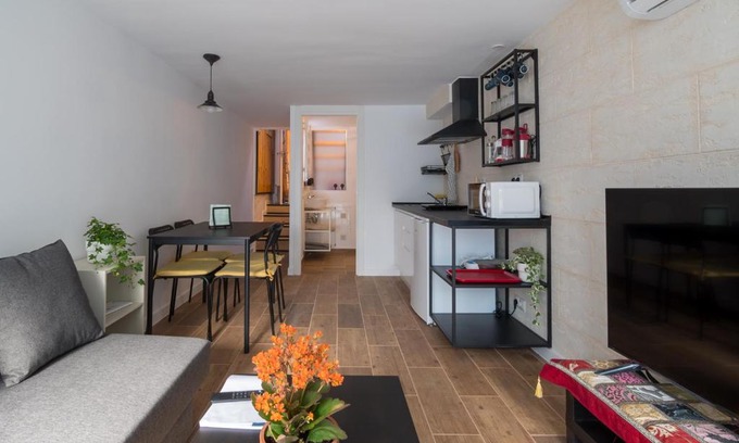 Brunete Appartement | Suite Dúplex con terraza independiente