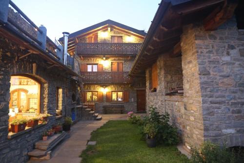 Sarre Lit Et Petit-Déjeuner | SUITE DEL VILLAGGIO