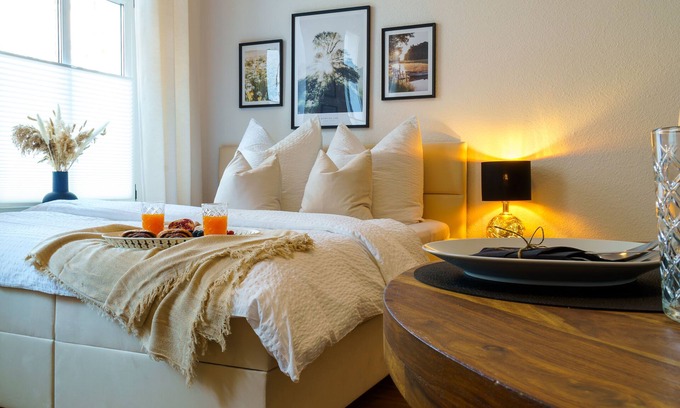 Schwerin Appartement | Suite for 4 with terrace in the heart of the city center