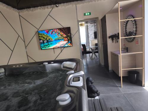 Charavines Hôtel | Suite Hollywood by les spa de venus