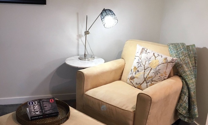 BX Autre | Suite in the country. 90 day minimum stay.