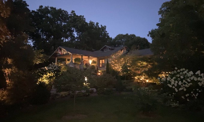 Highland Maison | Suite nestled in a garden beside a 13 acre park in the heart of the city.
