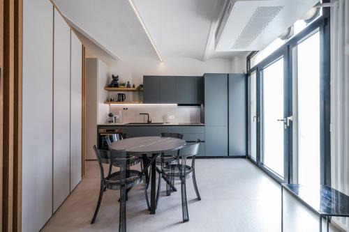 Formigine Appartement | Suite on canvas near the city of Ferrari