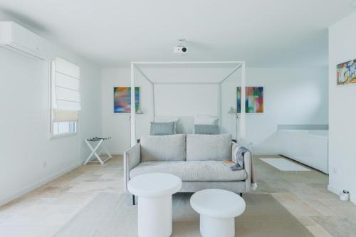 Le Bernard Appartement | Suite raffinée climatisée avec piscine, proche mer