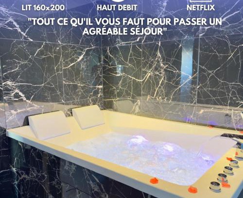 Cuincy Appartement | Suite Romantique - Balneo Privé - Parking