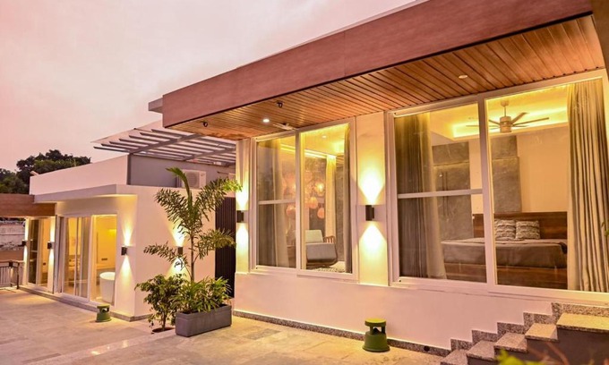 Guwahati Appartement | Suite room in a luxury villa