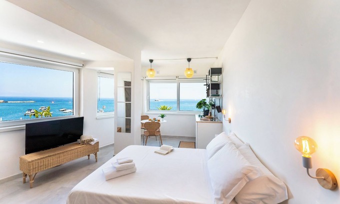 Succhivo Maison | Suite The Mana Vista Mare in Centro a Casamicciola Terme