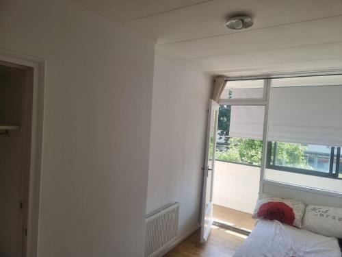 Maastricht Maison | sULAIMAN HAJI MESKIN