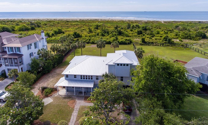Sullivan's Island Maison | Vues spectaculaires Oceanfront Sullivan's Island 5bd / 4ba