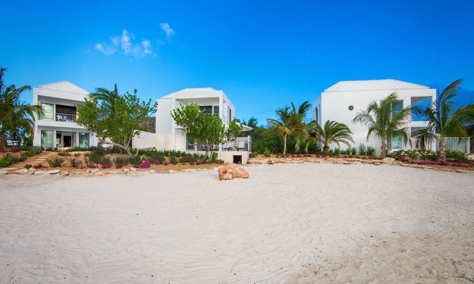 Ocean Point Villa | SulMare at Sapodilla Bay Luxury villas