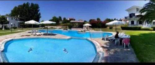 Karpenisi Maison | Summer escape in Posidi