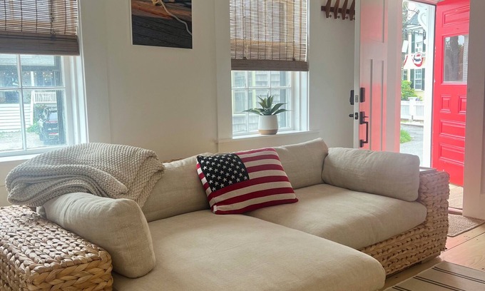 Marblehead Maison | Excellent Location, Large Home Downtown Marblehead by harbor, sleeps 12, parking