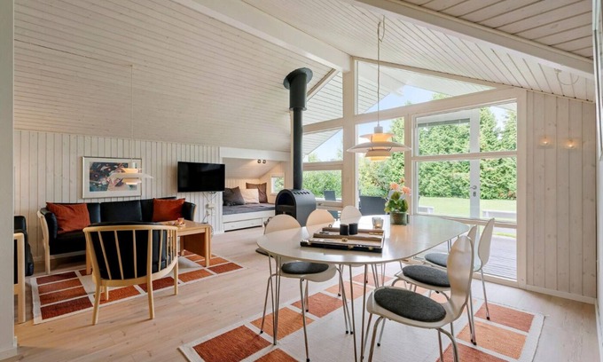 Dronningmolle Maison | Summer house close to nature and beach