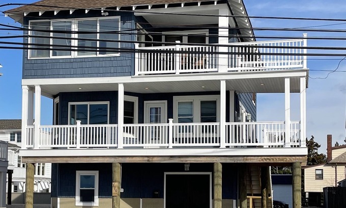 Ortley Beach Maison | Summer memories on beautifully refurbished Bayfront home