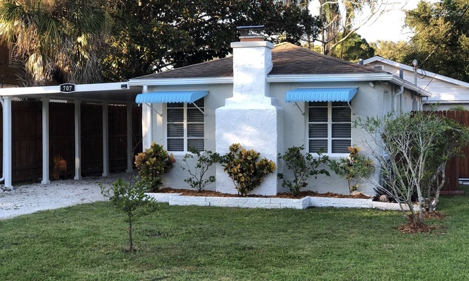 Bayshore Gardens Maison | Adorable Bradenton Cottage Minutes de la plage ou du centre-ville de Sarasota ou Bradenton