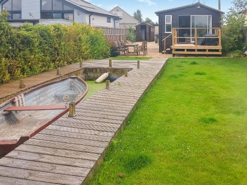 Brundall Maison | Summer Time