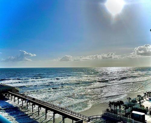 Daytona Beach Shores Appartement | "Summer Winds" at Sunglow Resorts with Spectacular Ocean Views