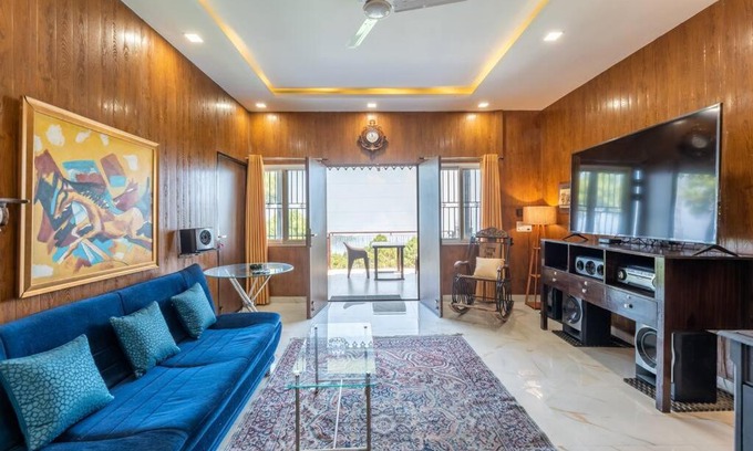 Ranikhet Appartement | Summit View 3bhk by Roamhome