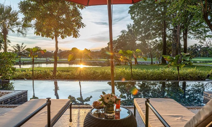 Bang Phli Station Balnéaire | Summit Windmill Golf Suite Hotel at Suvarnabhumi