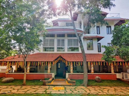 Auroville Maison | Sun Farm House