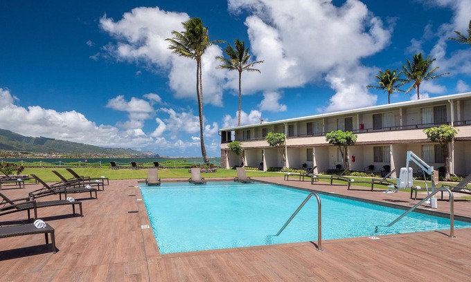 Kahului Hôtel | Sun, Sand & Poolside Comfort Near Maui Nui Botanical Gardens