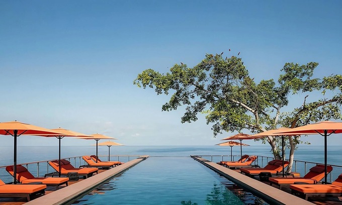Lo de Marcos Maison | Sun, Sand & Relaxation! Pools, Beachfront, Free Parking, Free Breakfast!