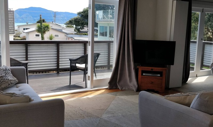 Paraparaumu Maison | Sun trap by the beach!