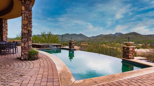 Cave Creek Maison | Sunbeam by AvantStay Elegant Private Desert Home w Infinity Pool Spa View