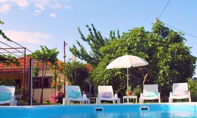 Kucice Appartement | Maison de village avec piscine et grand jardin