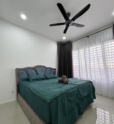 Hulu Langat Chalet De Ski | Sungai Long Guesthouse