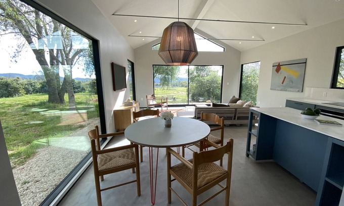 Ojai Maison | Sunlight filled retreat on acres of organic orchards with mountain views.