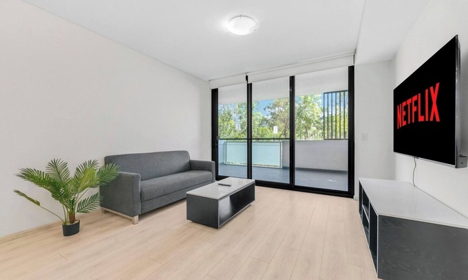 Rouse Hill Appartement | Sunny 2 Bedroom Apt with Parking in Rouse Hill