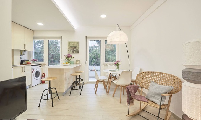 Benfica Appartement | Sunny Apartment w/ Amazing Balcony, by TimeCooler