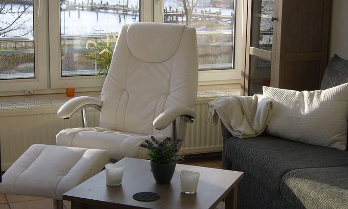Alt Gaarz Appartement | Appartement ensoleillé avec une vue panoramique sur le lagon, à 100 m de la plage