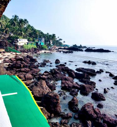 Arambol Maison | SUNNY CLIFF BEACH Stay