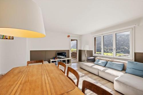 Engelberg Chalet De Ski | Sunny Design Chalet in Engelberg with spectacular view on Mount Titlis
