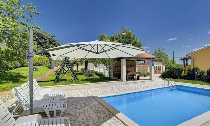 Lindar Maison | Finca ensoleillée avec piscine privée, barbecue et WiFi
