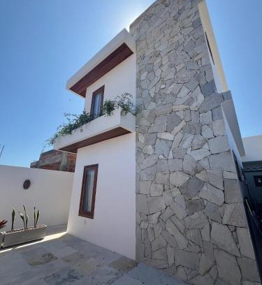 Caicara Maison | Sunny Kite House Prea