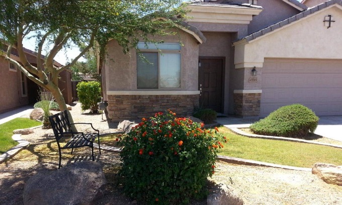 Maricopa Maison | Sunny Maricopa spacieuse maison de vacances. Clean 3Bd / 2Bath. Proche de tout