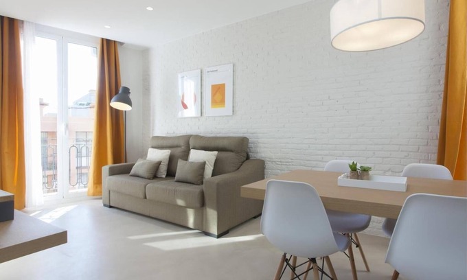 El Parc i la Llacuna del Poblenou Appartement | Sunny Playa Apartment