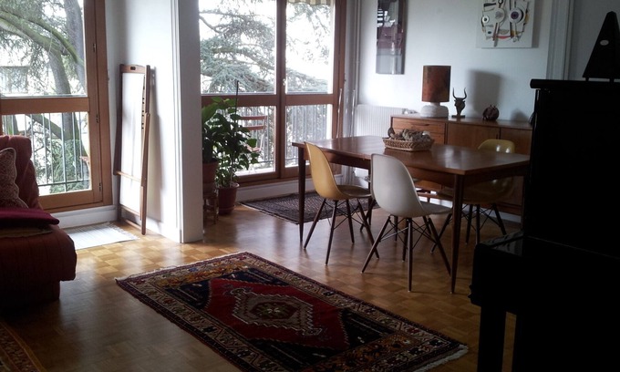 Les Viselets Appartement | Sunny quiet apt Bois de Vincennes for 2-5 pers during 2024 Paris Olympics