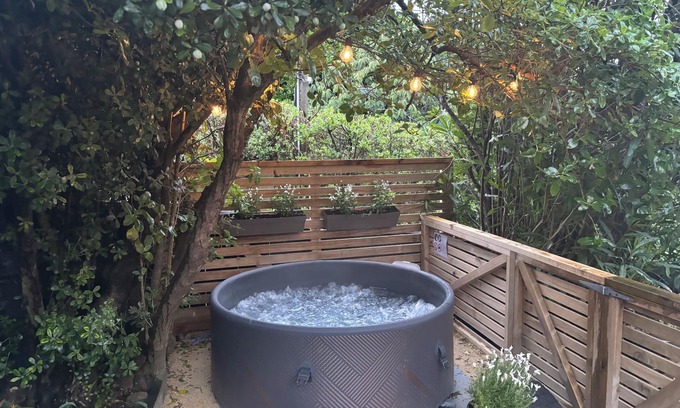 Paraparaumu Maison | Sunny Seaside Escape - Raumati South