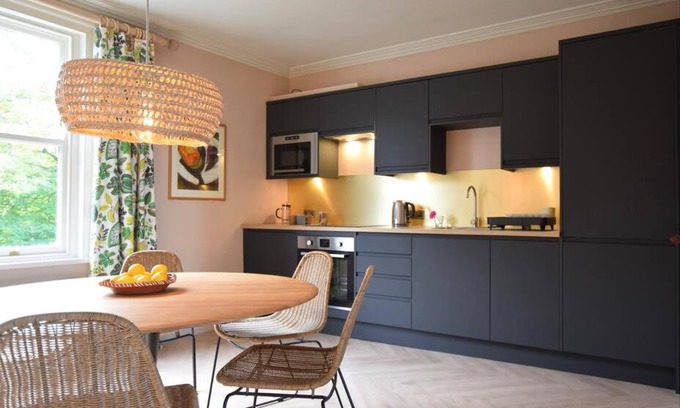 Heworth Appartement | Sunny, stylish character apartment next to park