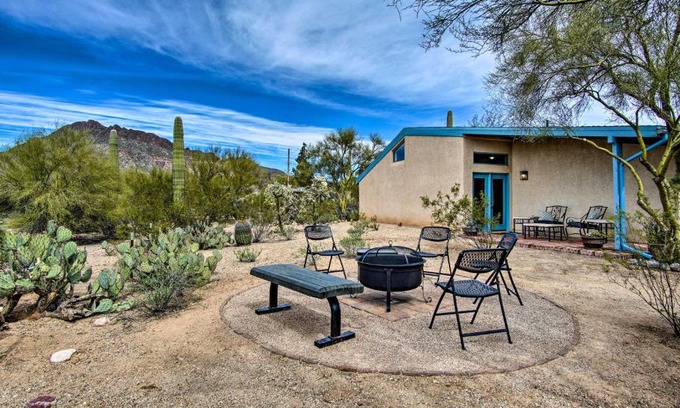 Tucson Estates Maison | Sunny Tucson Home with Patios on 5 Acres!