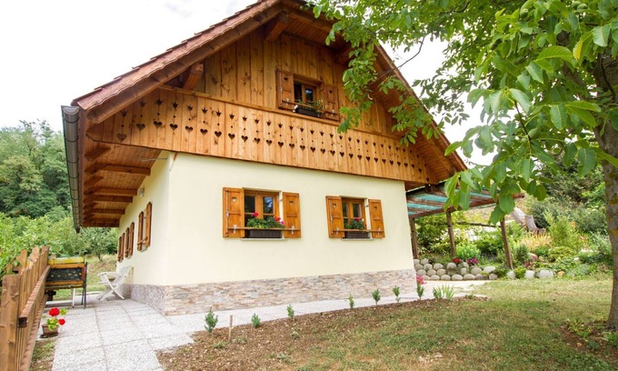 Brezice Maison | Sunny Two Bedroom Retreat in Beautiful Bizeljsko - Two Bedroom Country House