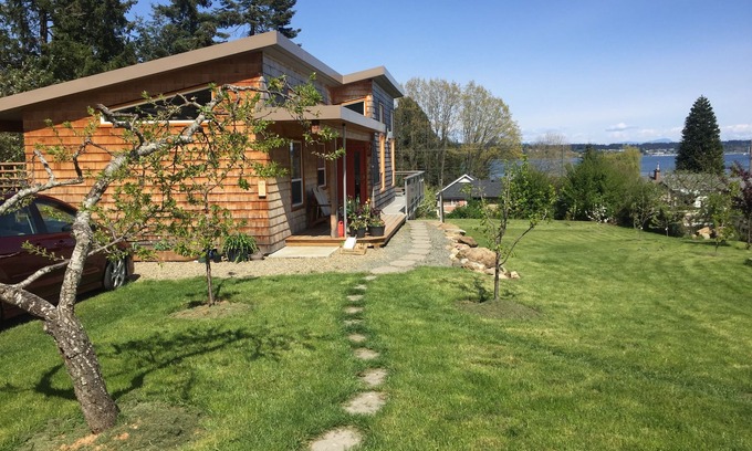 Courtenay Maison | Sunnyside House- 30mins from Mt. Washington